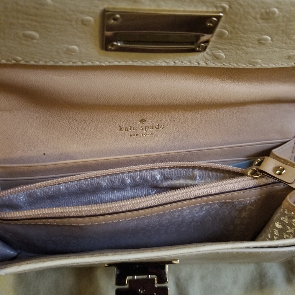 Authentic Kate Spade Wallet - Picture 4 of 5